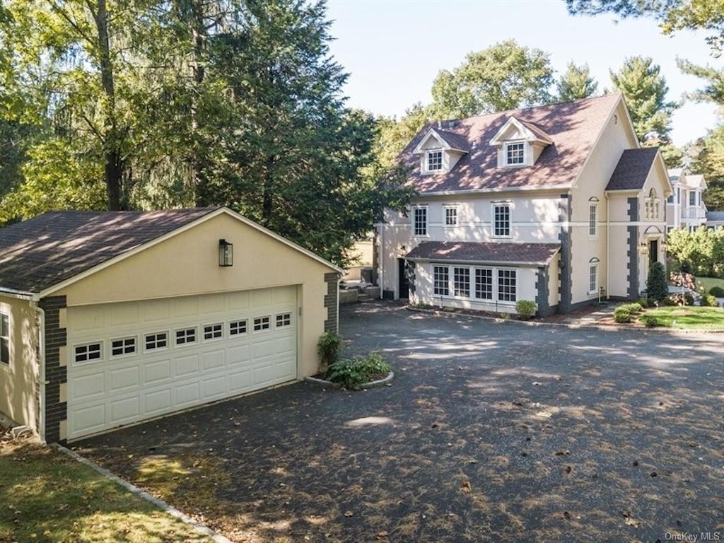 304 West St - Photo 2 of 27