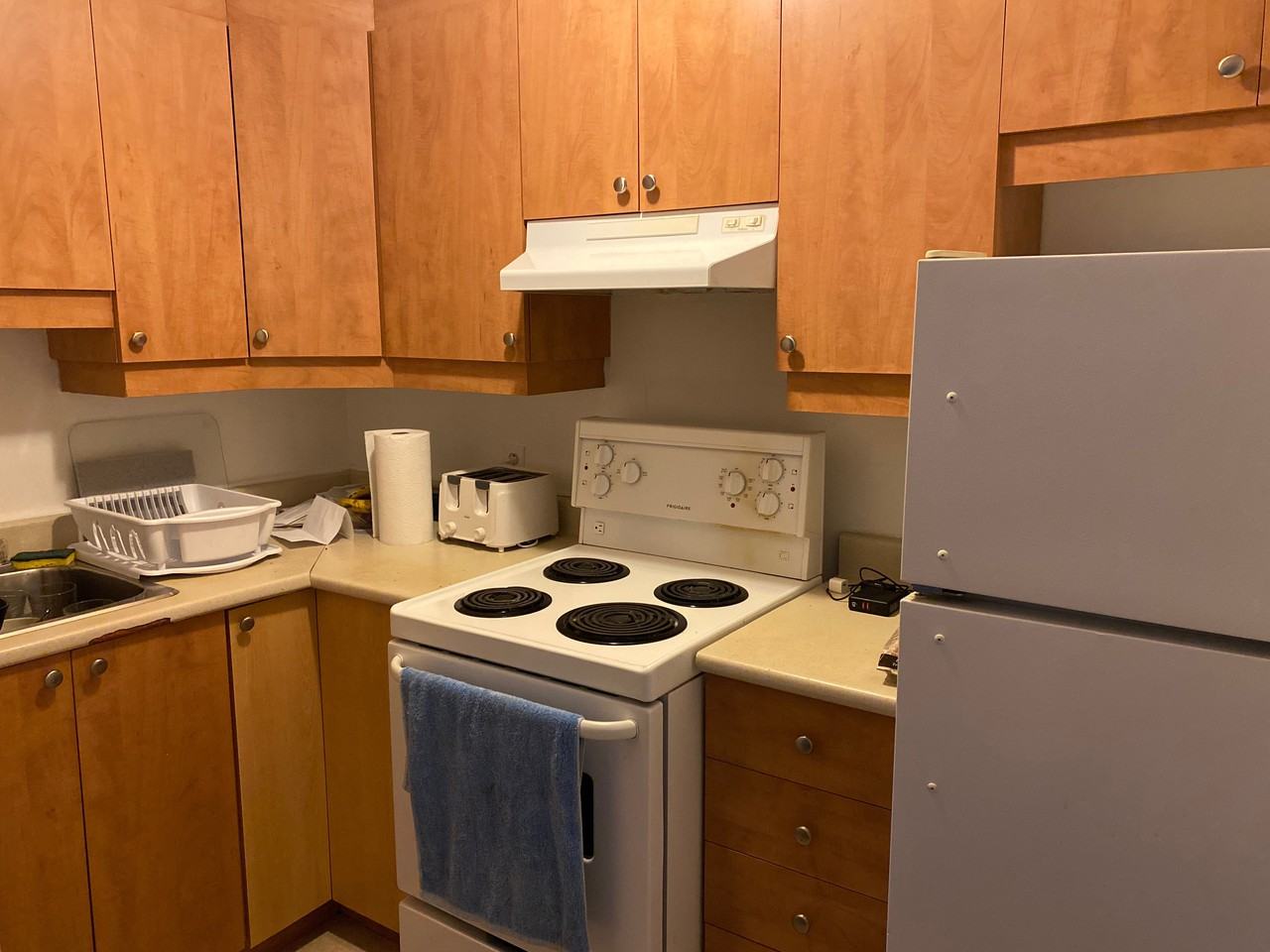 Renovated 2 1/2 NDG All Included 755$ (With WiFI) - Photo 3 of 6