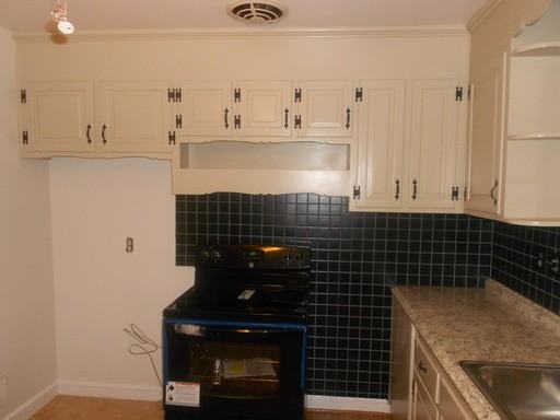 3037 Weymouth Dr - Photo 3 of 26