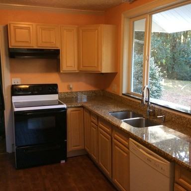 2905 Riverside Dr W - Photo 2 of 17