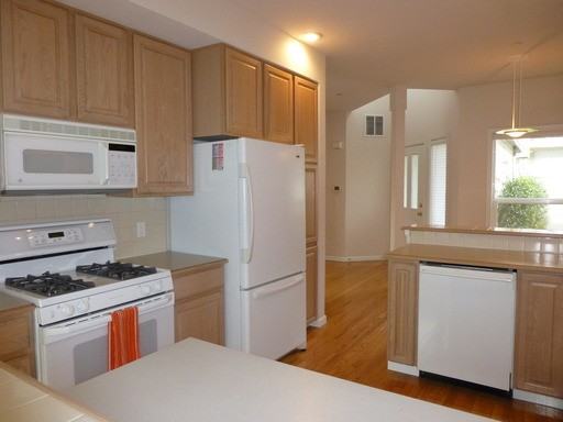 9835 Riverbend Dr #102 - Photo 3 of 19