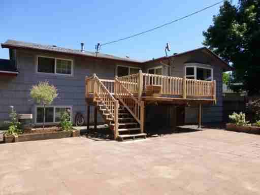 1111 NE 192nd Ave - Photo 2 of 14