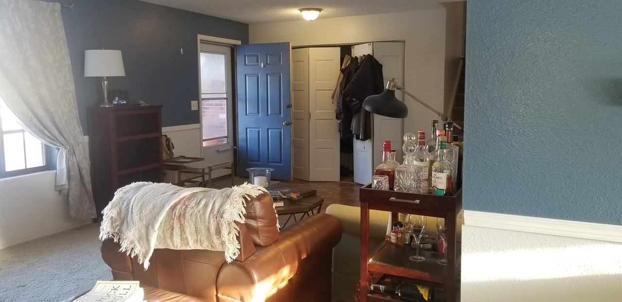 625 Rocky Mountain Way - Photo 3 of 24