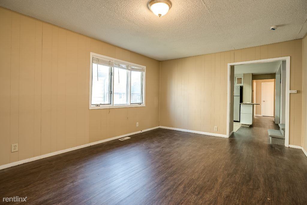 3448 Grimes Ave N - Photo 2 of 16