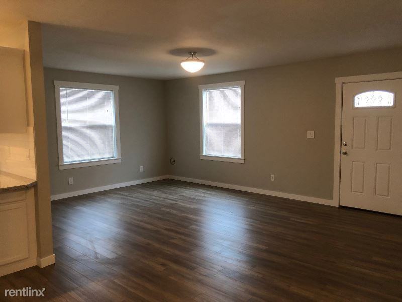3015 Fruit Valley Rd - Photo 2 of 6