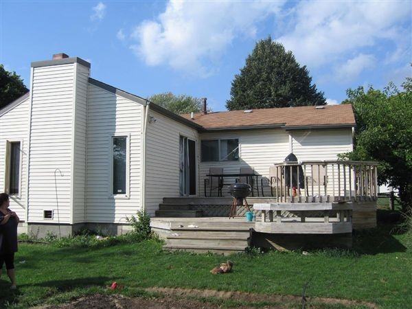 4143 Heathgate Dr - Photo 2 of 6