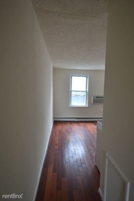 521 521 s 21st strett 2 - Photo 2 of 9