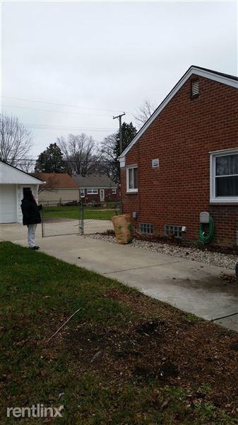 20481 Olympia - Photo 2 of 14