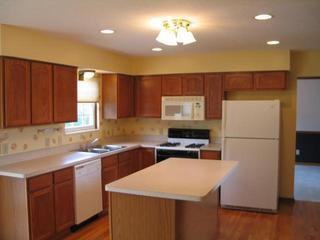 2548 Abbey Knoll Dr - Photo 2 of 15