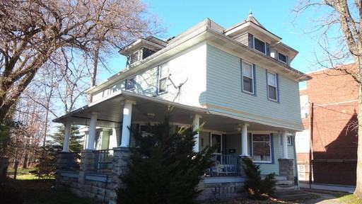 219 Front St - Photo 2 of 41