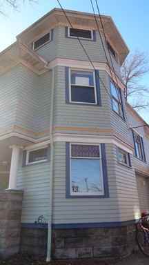 219 Front St - Photo 3 of 41