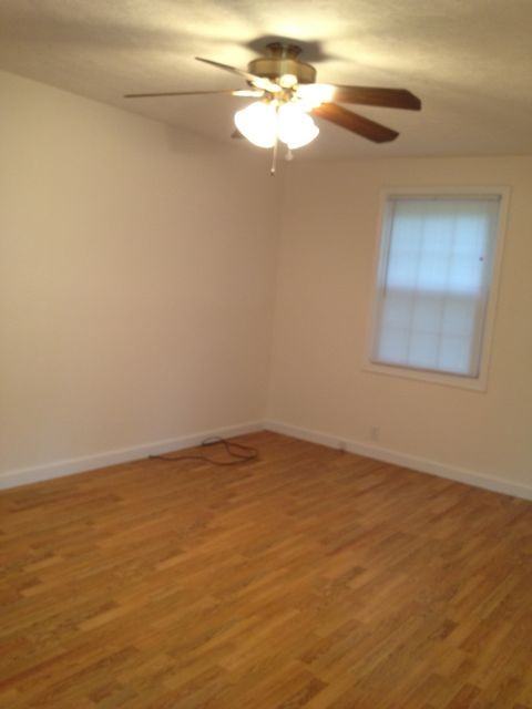 323 Chickamauga Ave - Photo 2 of 10