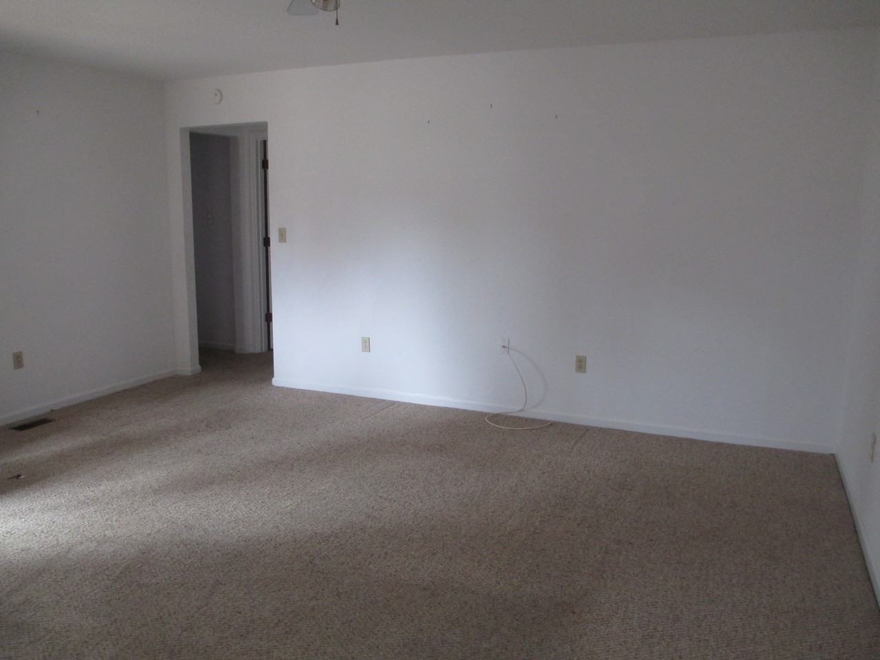 409 Marshall St - Photo 2 of 16