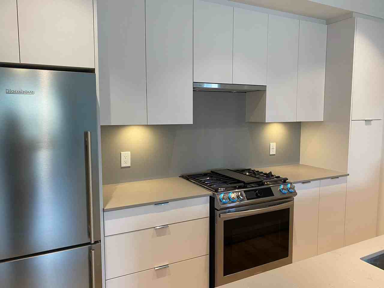 Free Optik TV cable, PureFibre Internet, & gym membership for 1st yr. in your BRAND-NEW corner unit - Photo 3 of 12