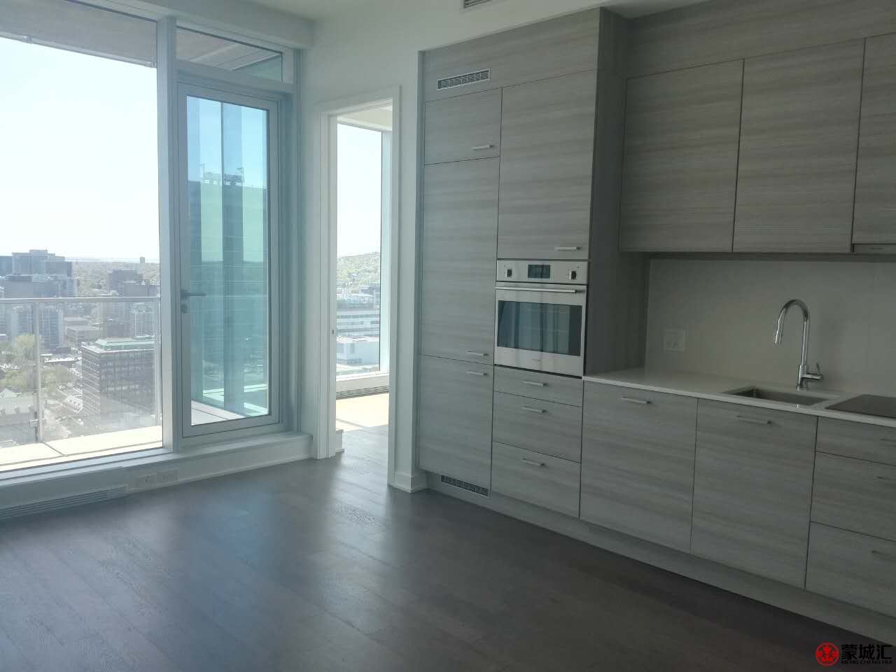 1155 Rue de la Montagne #1909 - Photo 3 of 10
