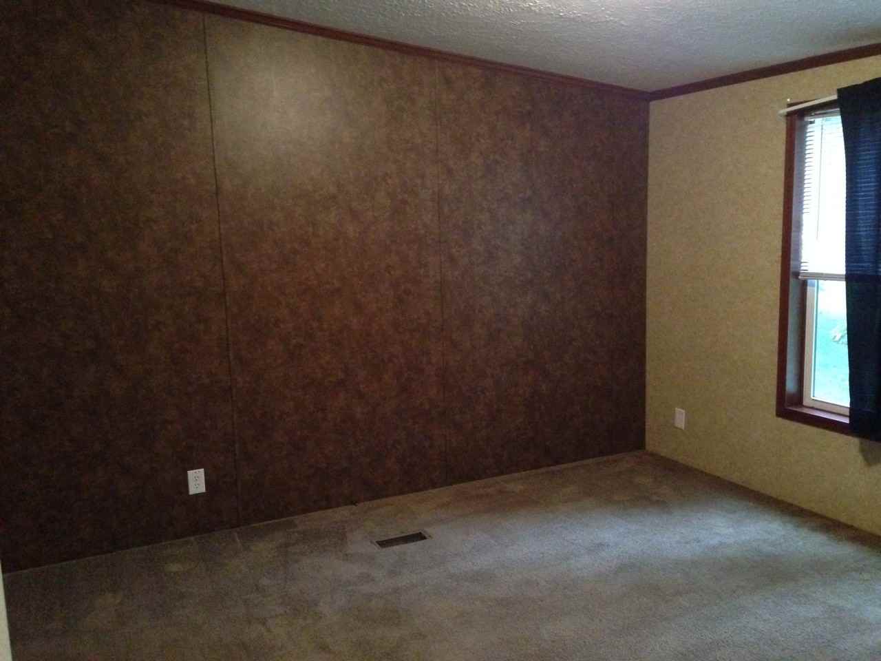 454 Elm St - Photo 3 of 10