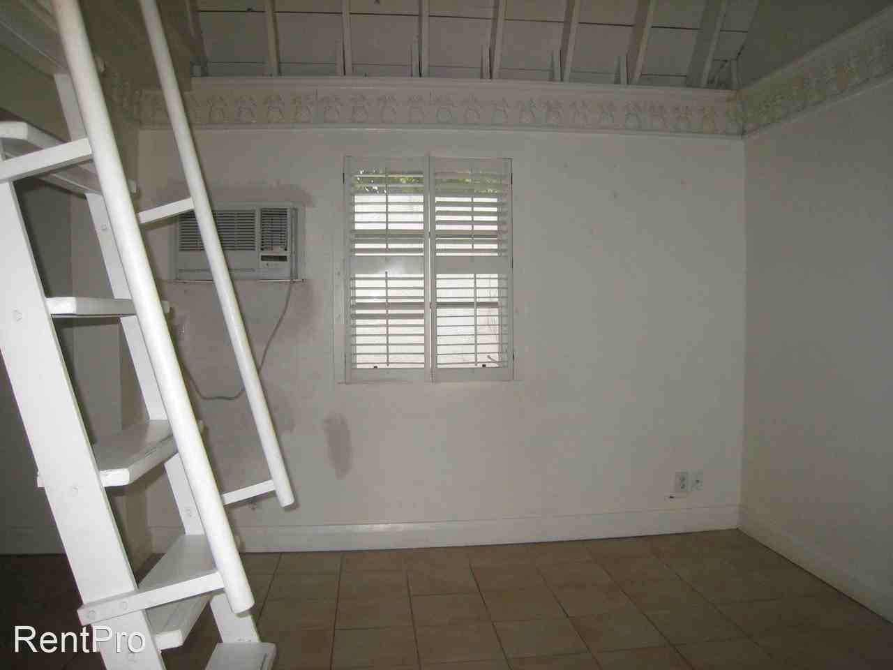 21 Tropical Dr - Photo 2 of 29