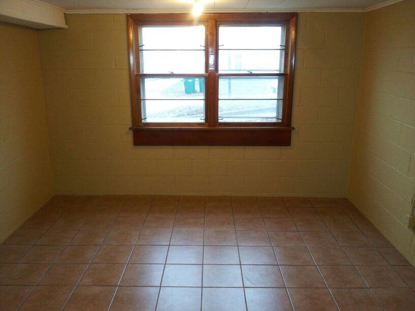 2317 W Ramsey Dr - Photo 2 of 11