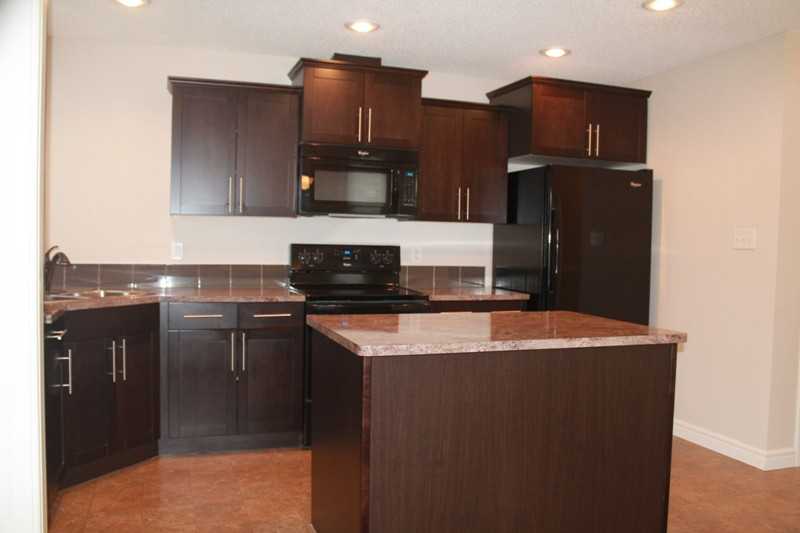 363 Nelson Dr - Photo 3 of 20