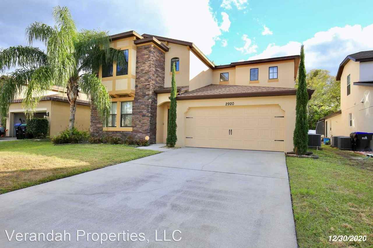 2920 Whistlewood Dr - Photo 2 of 39