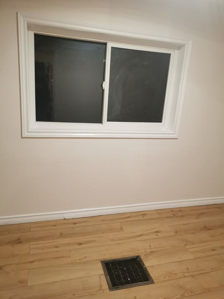 449 McIntyre Street - Photo 3 of 6