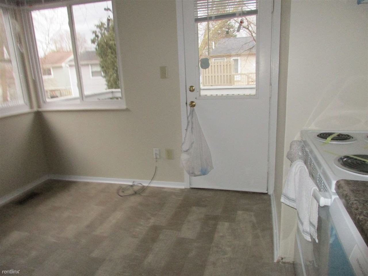 6620 Canaan Cir - Photo 3 of 7