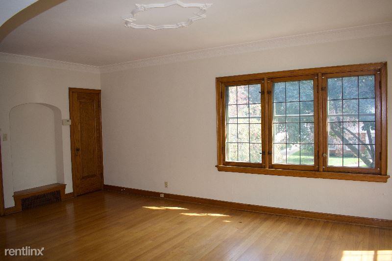 2773 N 69th St - Photo 3 of 16