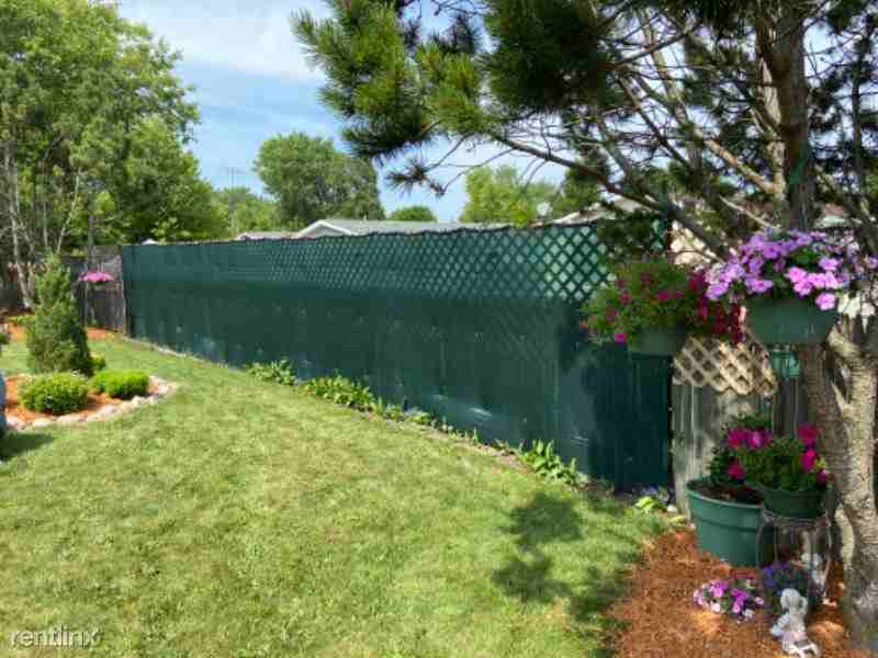 8847 17th Ave - Photo 3 of 13