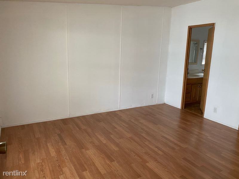 1417 Marsh Creek Ln - Photo 2 of 9