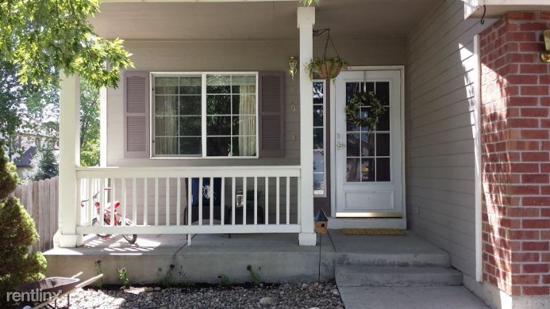 439 Hudson Ct - Photo 2 of 19
