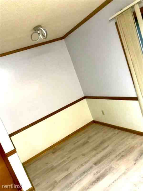 360 360 Vista Court C - Photo 2 of 7