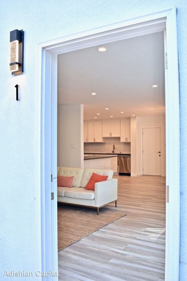 300 Maryland Street - Photo 2 of 22