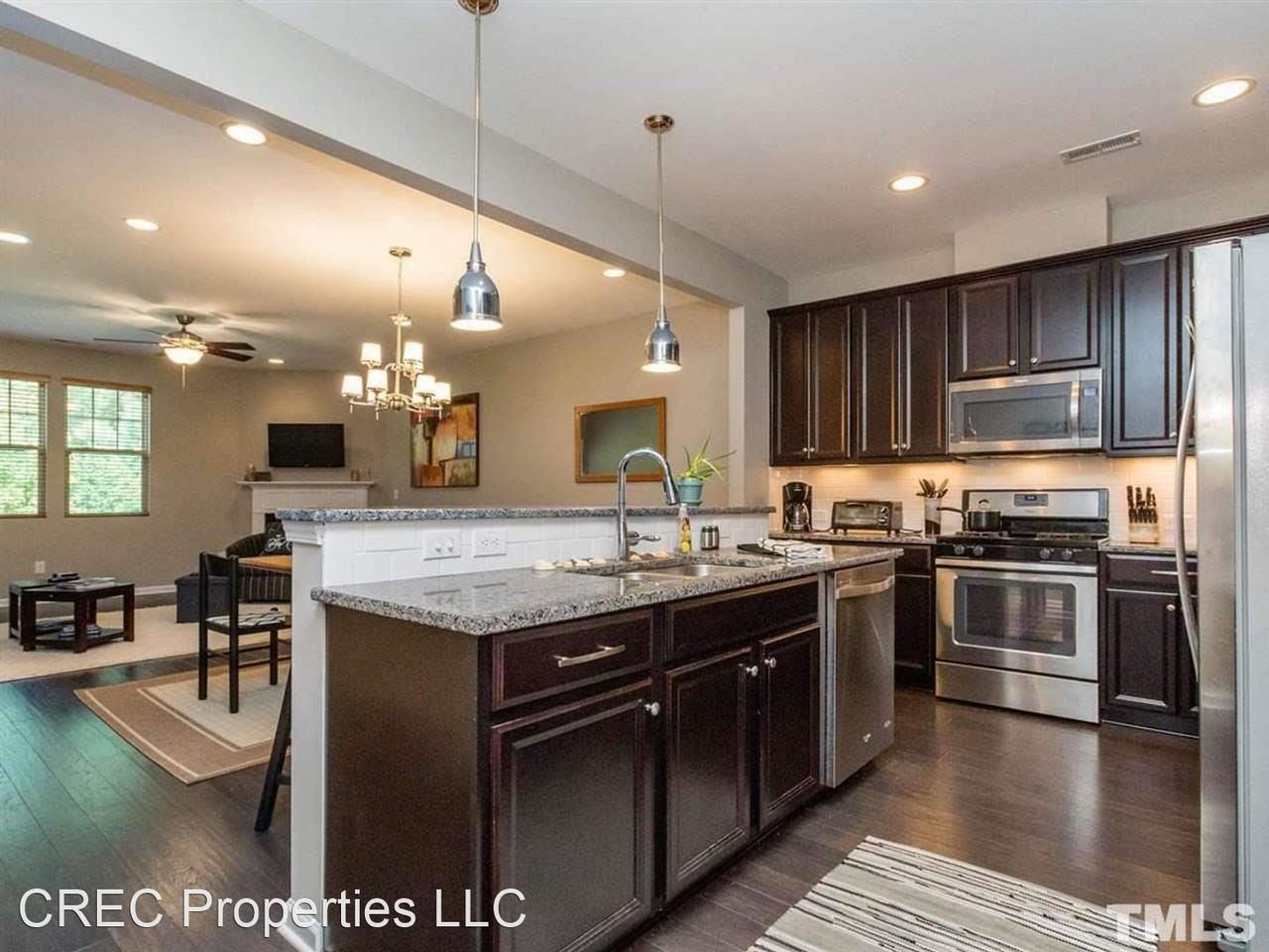 522 Libson St - Photo 3 of 11