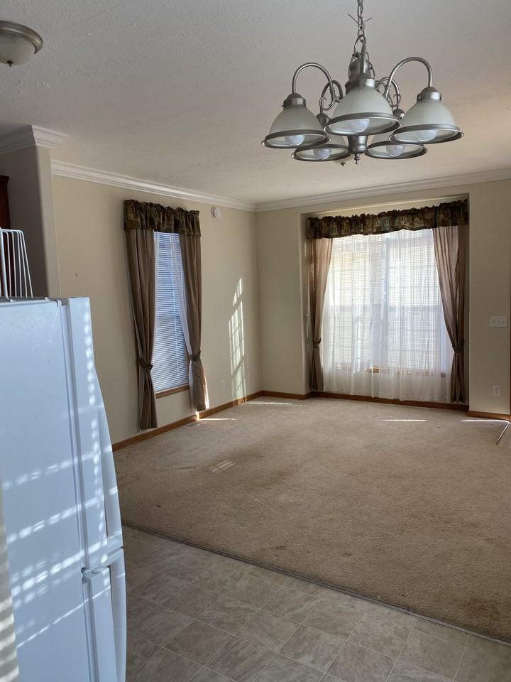 217 2nd St Sw - Photo 2 of 4