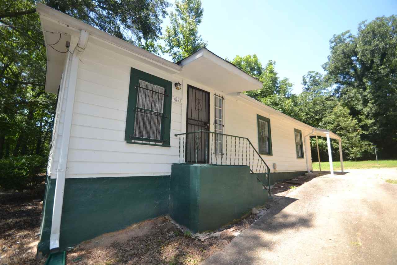 4195 Blanton Ave SW - Photo 2 of 9