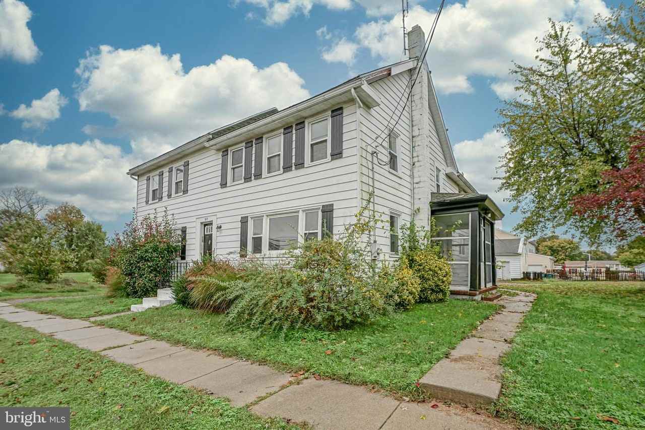 265 Kings Hwy - Photo 2 of 38