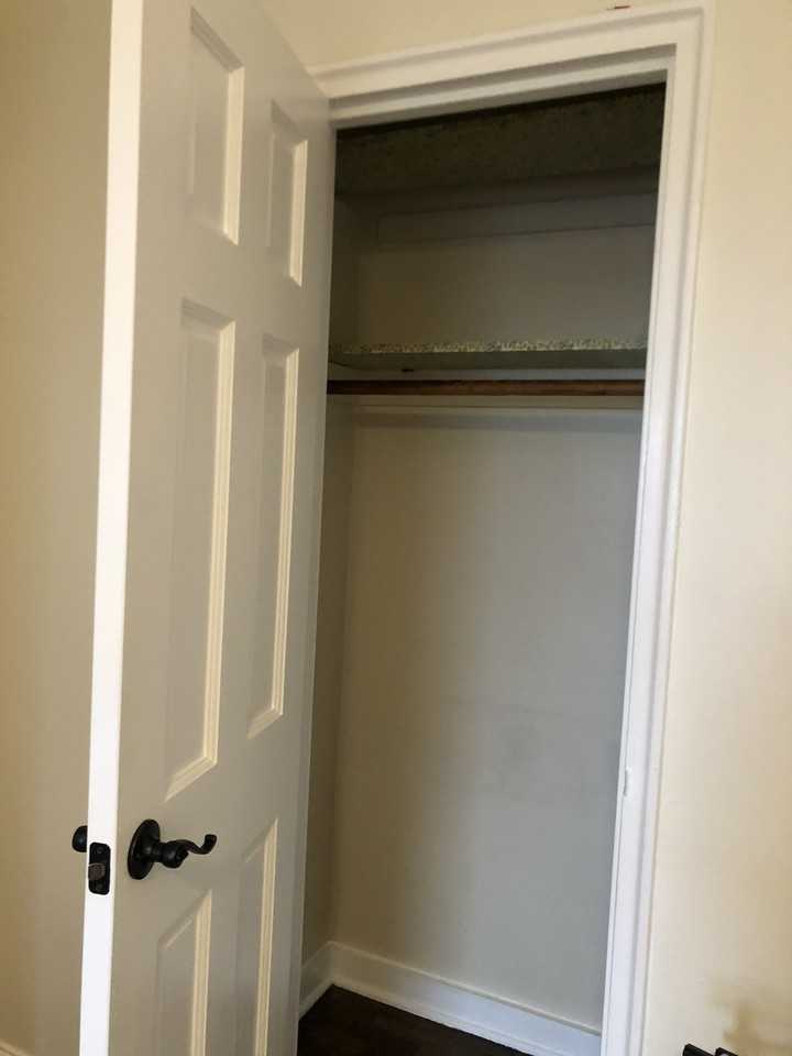 753 Clarence Avenue - Photo 3 of 5