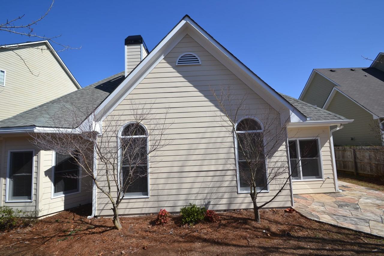 310 McCook Cir NW - Photo 3 of 4