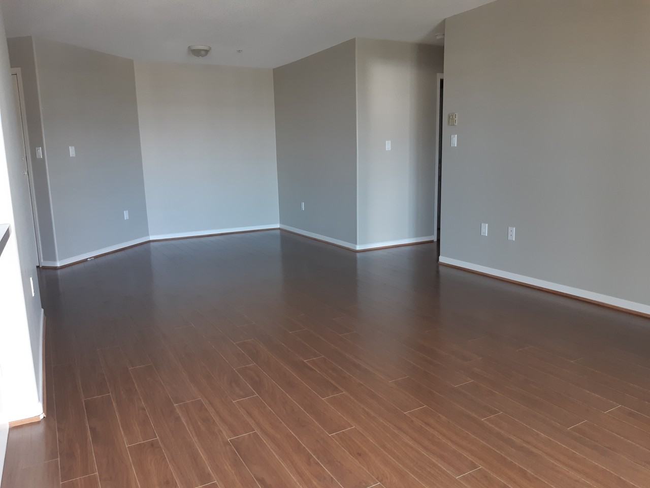 27 Songhees Road #310 - Photo 3 of 15