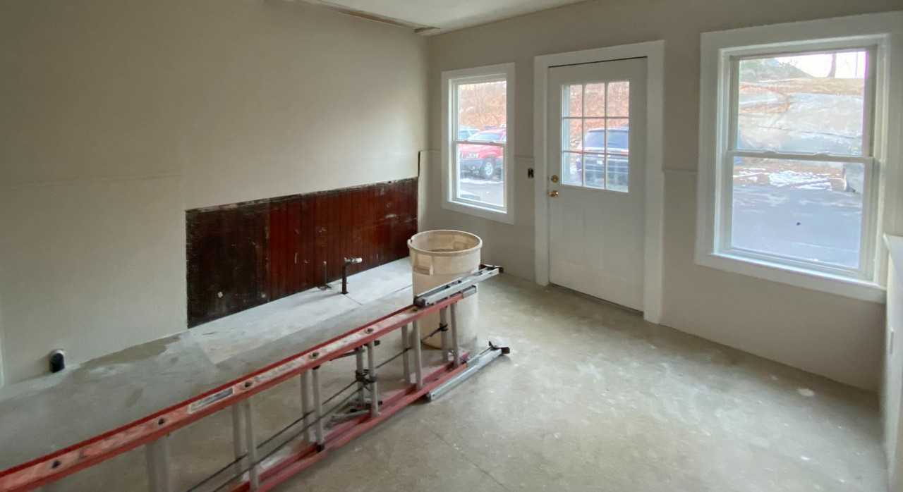 2 D Street - Photo 3 of 6