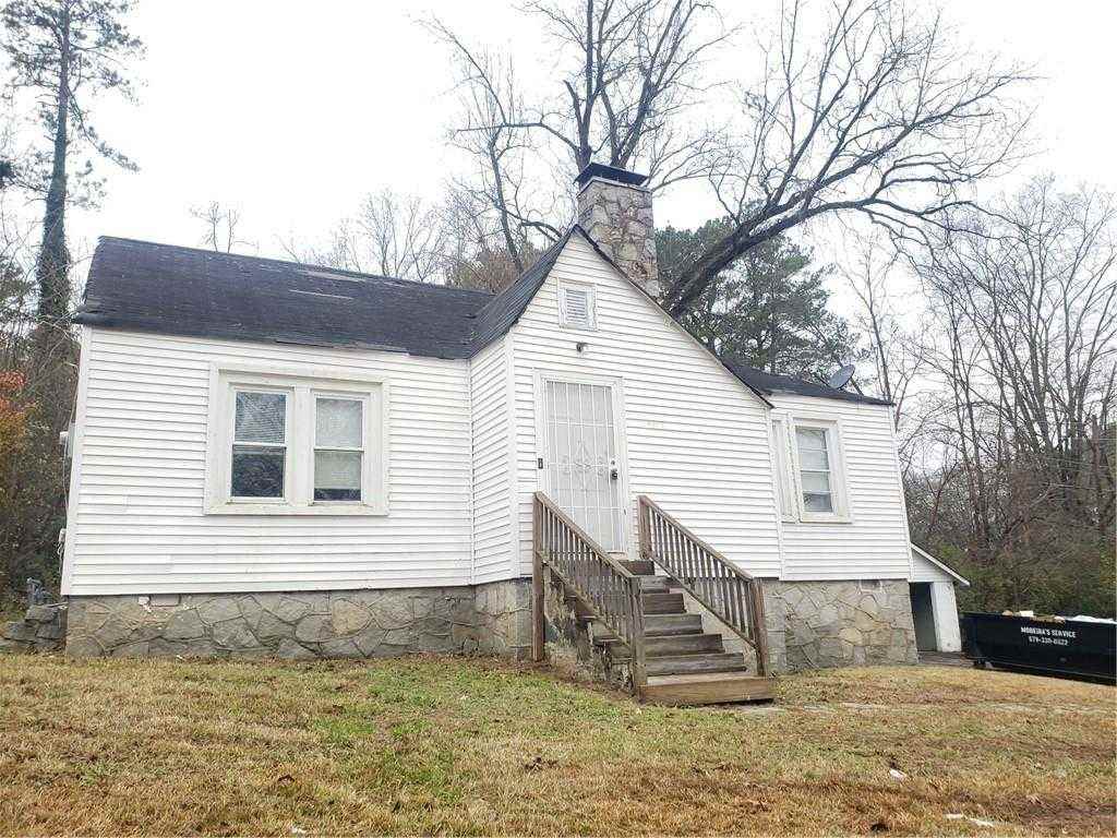 2429 Macon Dr Sw - Photo 2 of 19