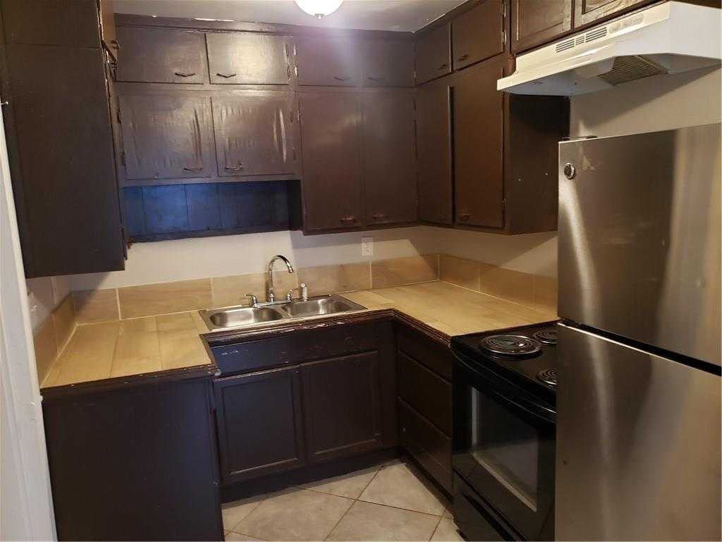 2401 Macon Dr Sw - Photo 3 of 18