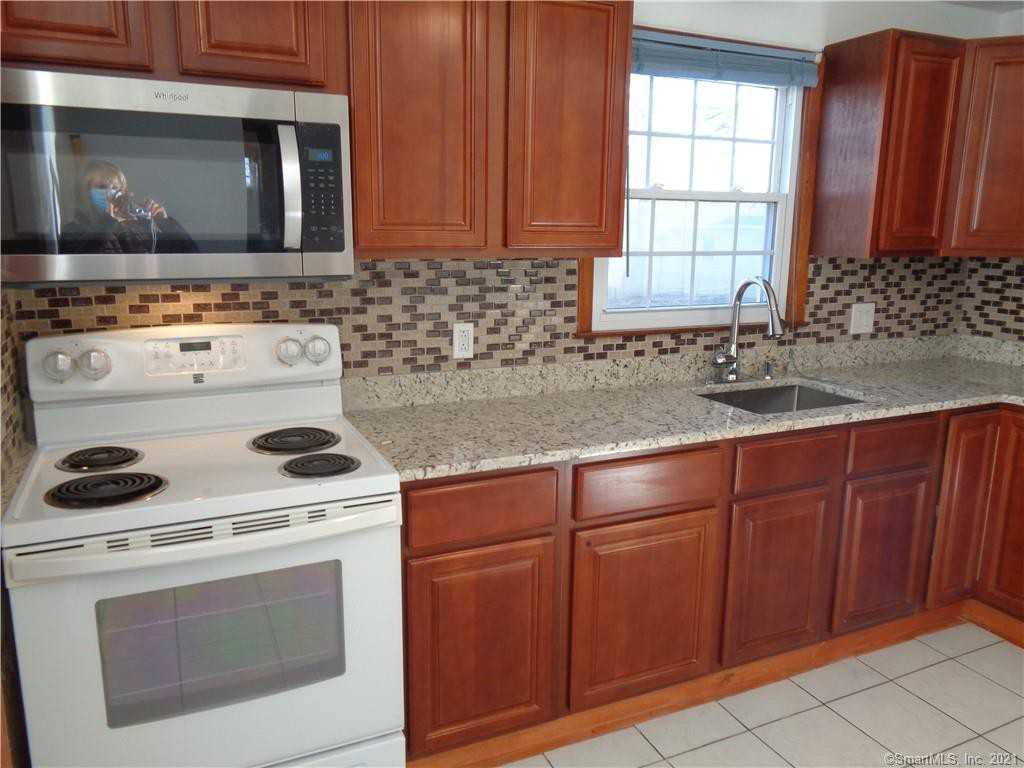 27 Cloverhill Ave - Photo 2 of 13