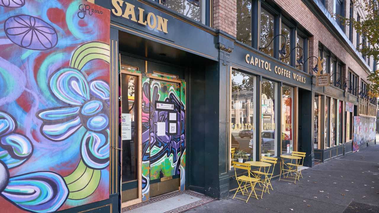 Chloe on Madison - Photo 2 of 59