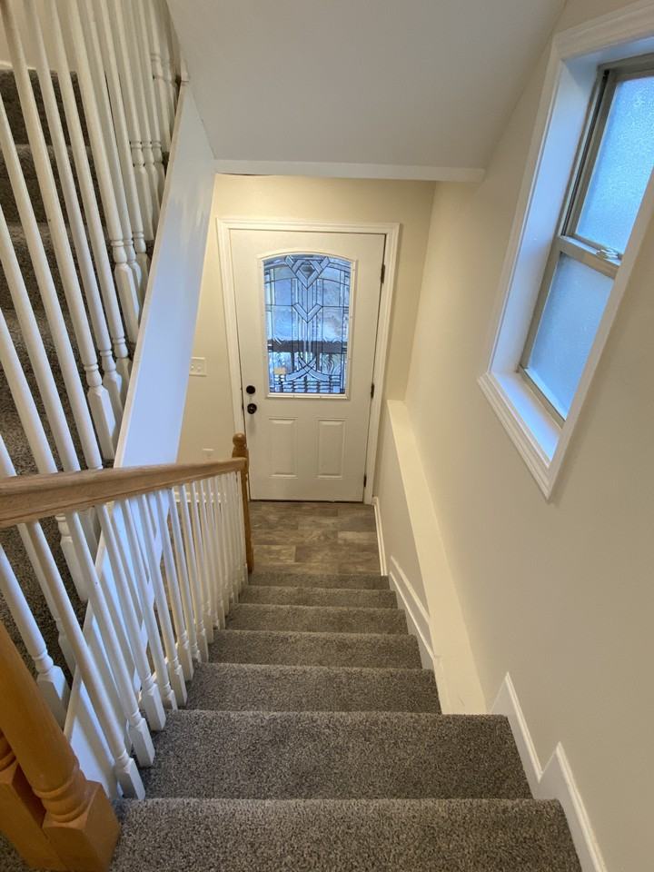 704 Durant Pl Ne #A - Photo 3 of 47