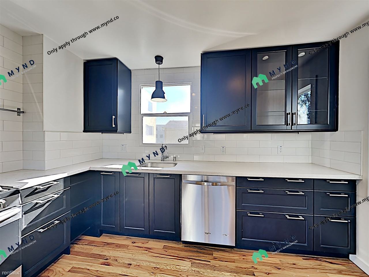 2118A Roosevelt Ave - Photo 3 of 8