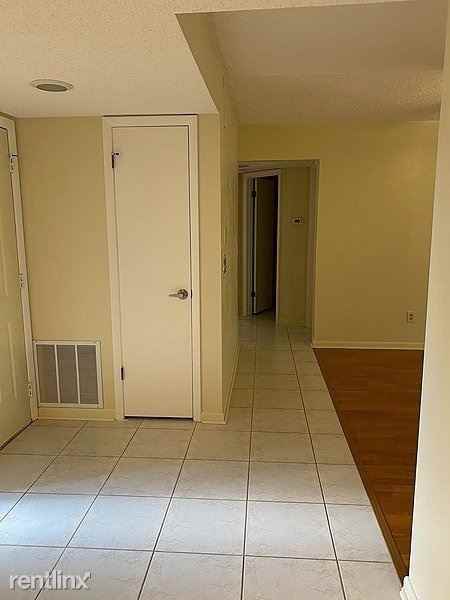 25 Oxford Ln - Photo 2 of 18