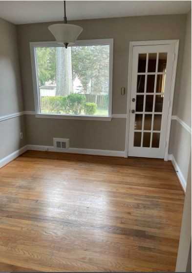 2911 Linden Ln - Photo 2 of 25