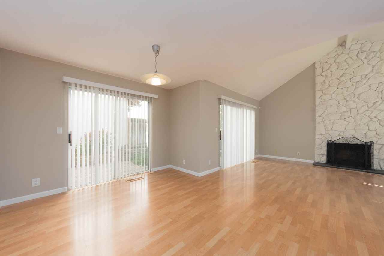 323 Otono Ct - Photo 3 of 13