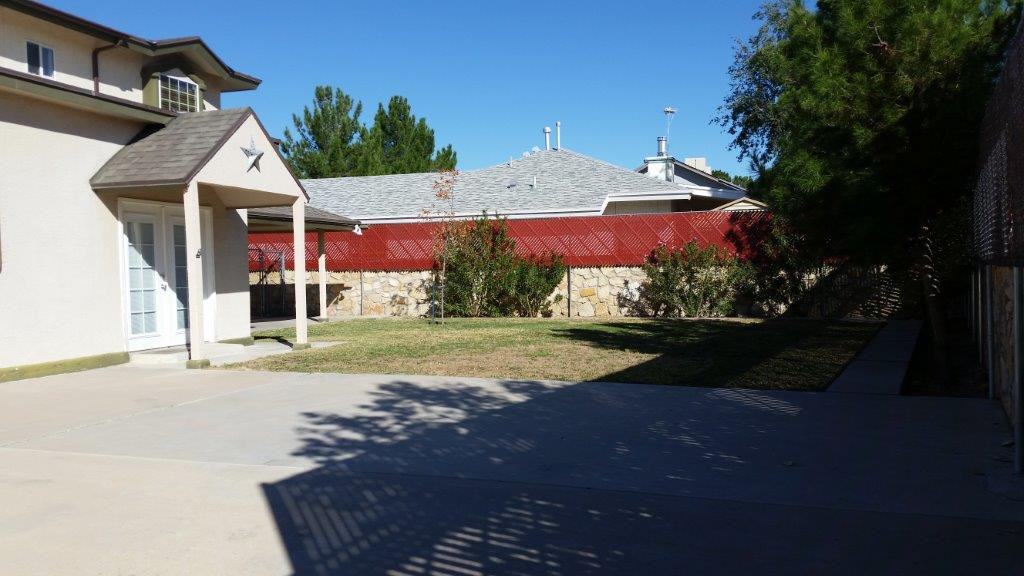 11230 Tekoa Ct - Photo 2 of 15